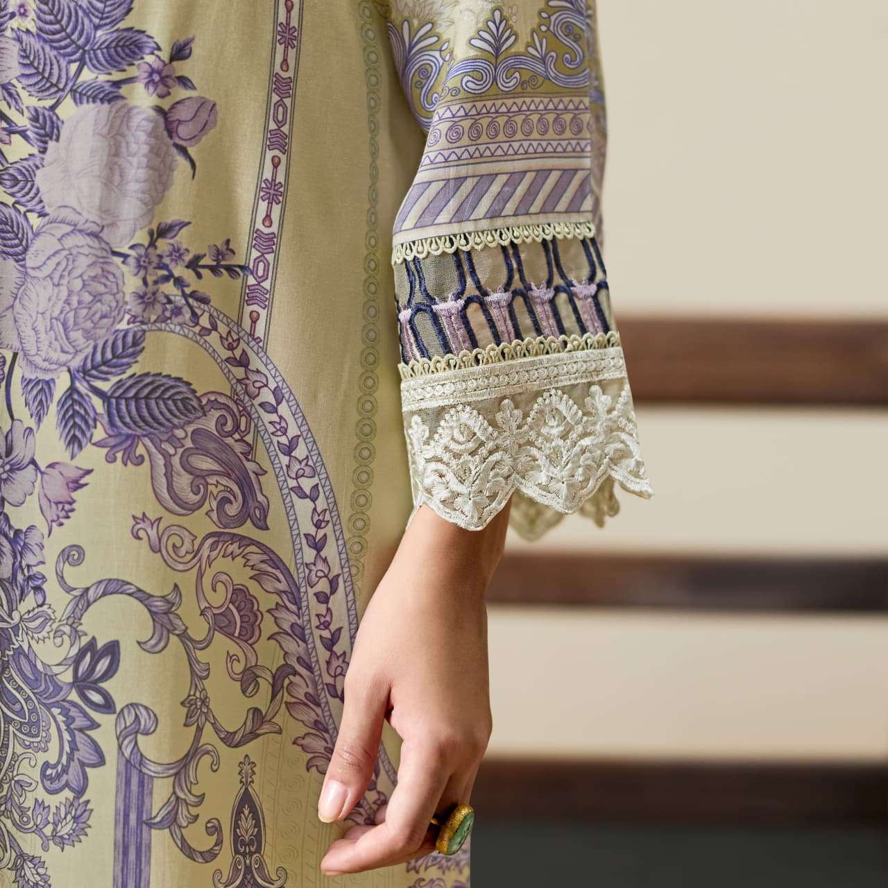 KIMORA SUIT IMPERIAL 931 TO 934 LIGHT DESIGN SUIT UNSTITCH RICH WEAR SUPPLIER KIMORA SUIT IMPERIAL 931 TO 934 LIGHT DESIGN SUIT UNSTITCH RICH WEAR SUPPLIER